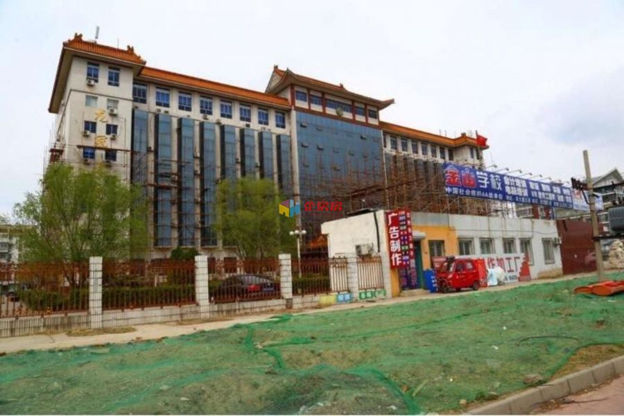 龙冠置业大厦