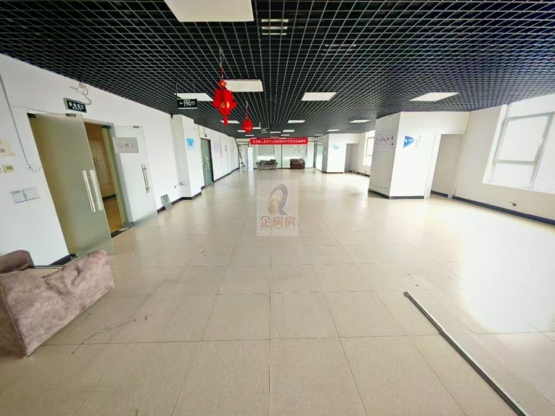 修正大厦